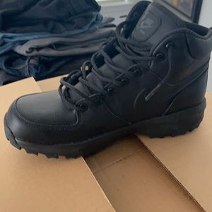 Nike ACG Air Terra boot